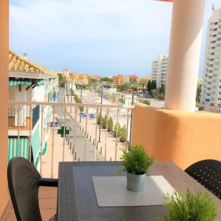 Apartment Stylish With Terrace Arroyo De La Miel